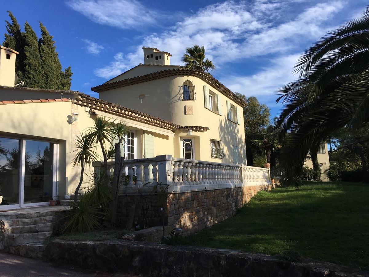 Saint Paul De Vence Angels Bed and Breakfast La Colle-sur-Loup Eksteriør billede