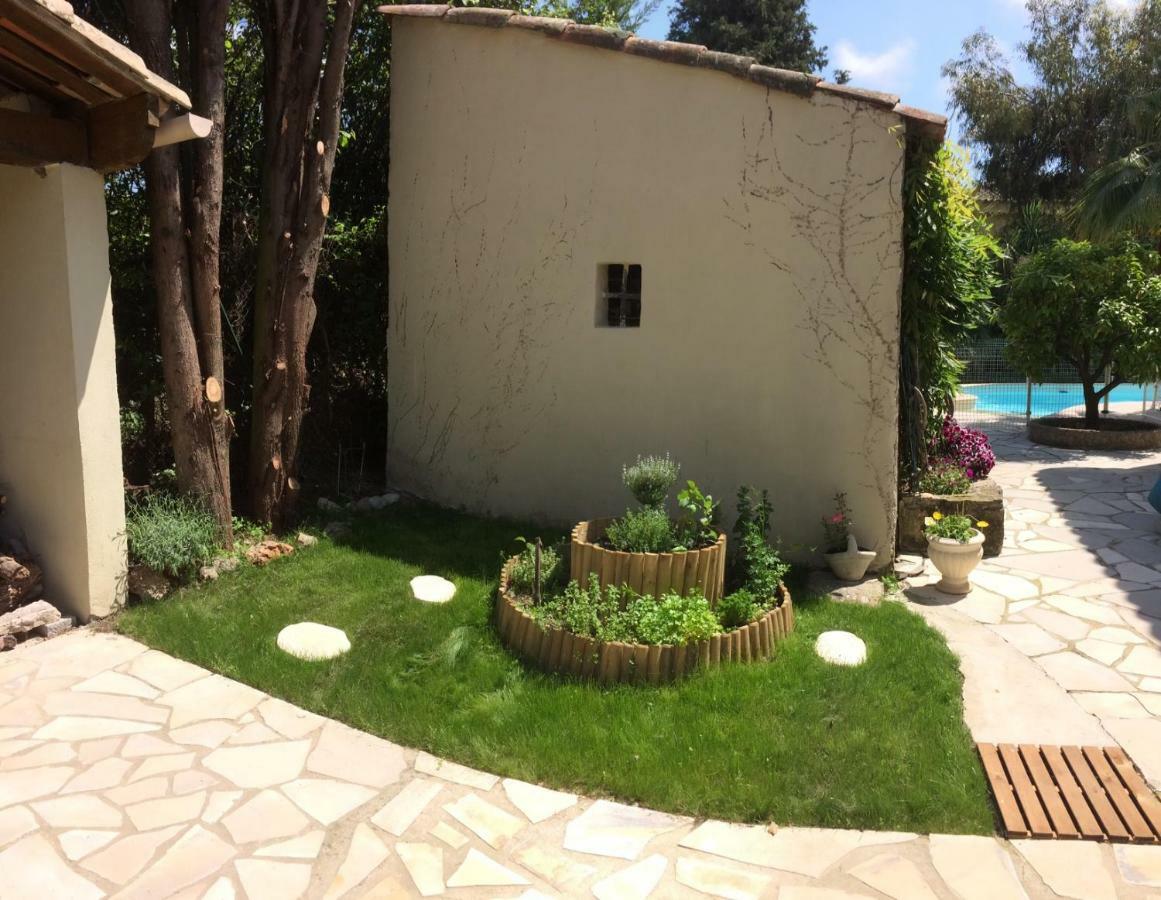 Saint Paul De Vence Angels Bed and Breakfast La Colle-sur-Loup Eksteriør billede
